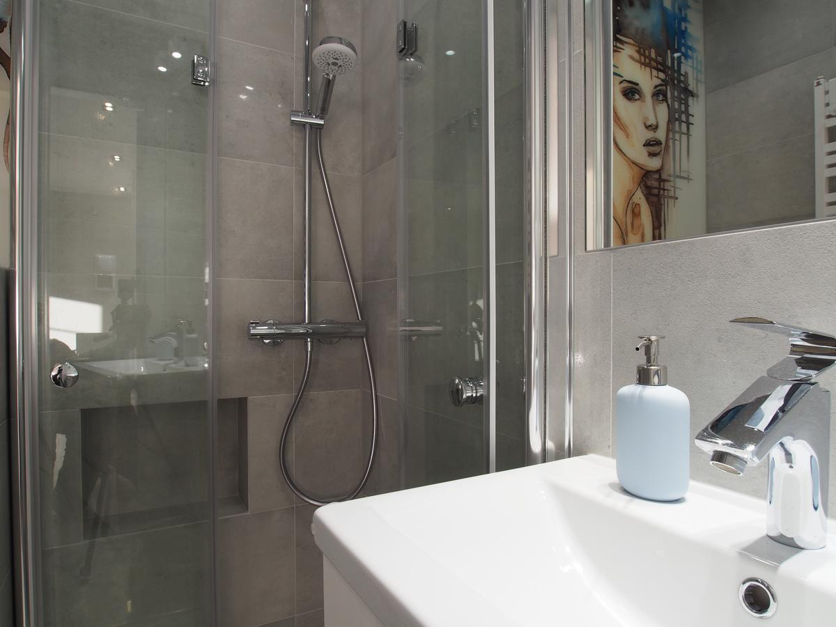 Апартаменти Grand-Tourist Cristal 59/61 Sw. Ducha Str Гданськ Екстер'єр фото